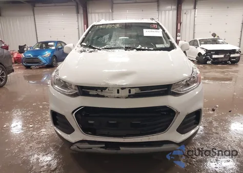 2018 Chevrolet Trax Lt z USA, uszkodzony, nr VIN KL7CJLSB8JB537230